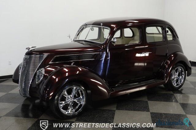 1937' Ford Custom photo #4
