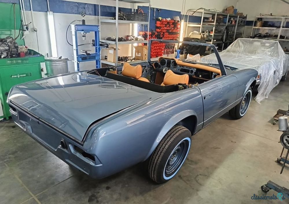 1970' Mercedes-Benz SL photo #2