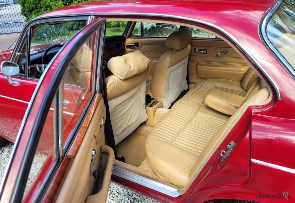 1973' Jaguar XJ photo #6