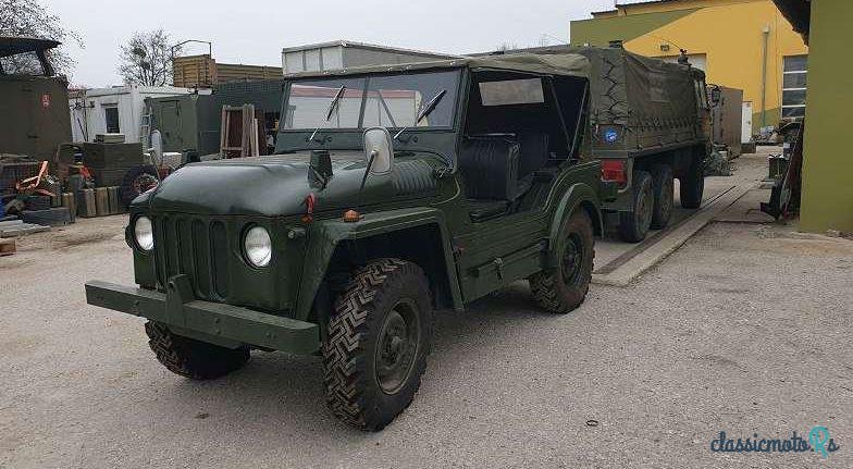 1957' Austin photo #2