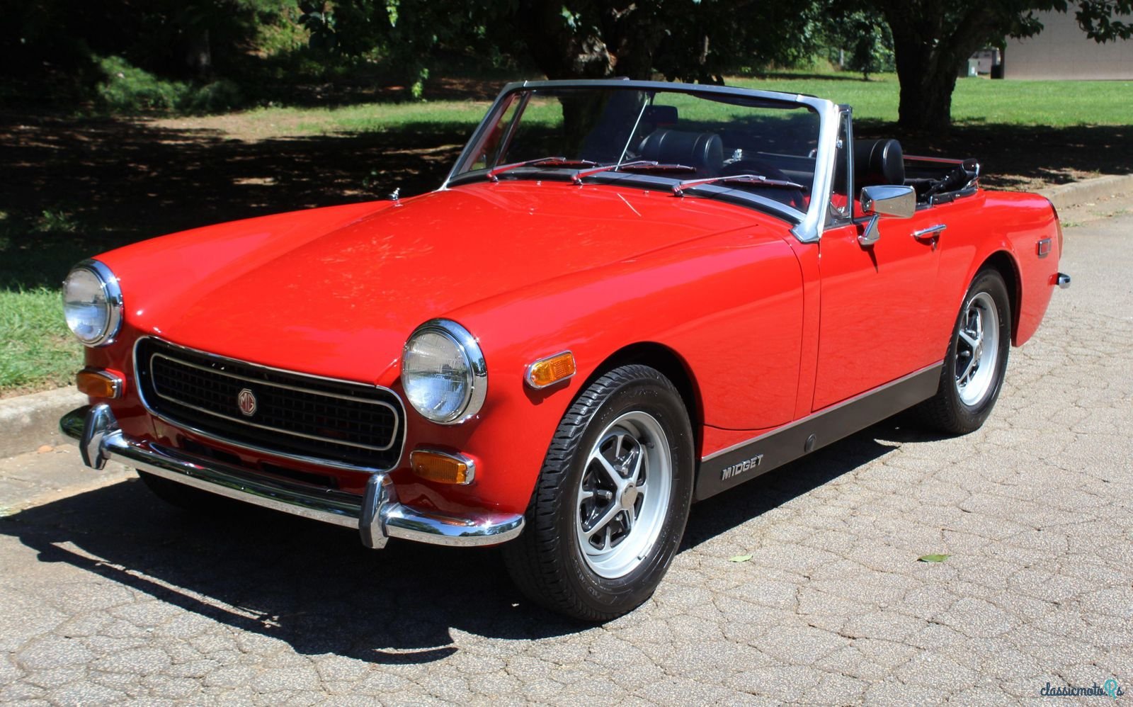 1974' MG Midget photo #3