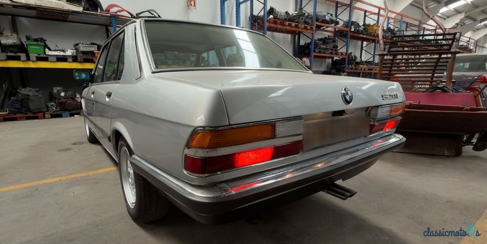 1982' BMW Série 5 photo #4