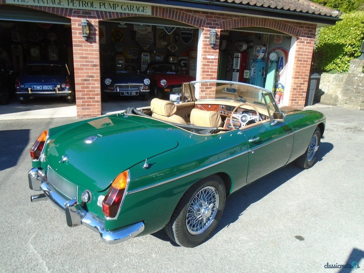 1972' MG MGB photo #2