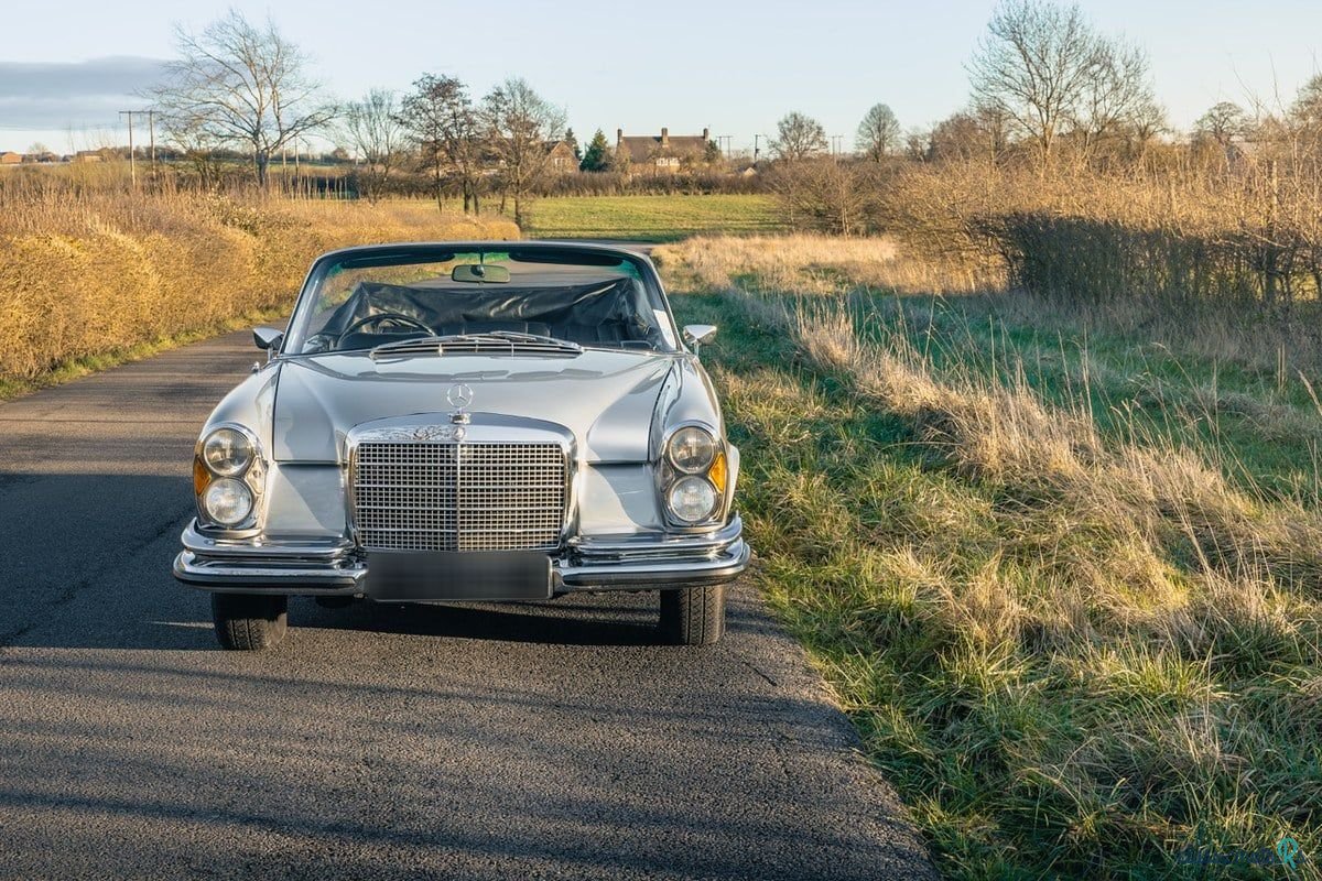 1970' Mercedes-Benz Se Series photo #1