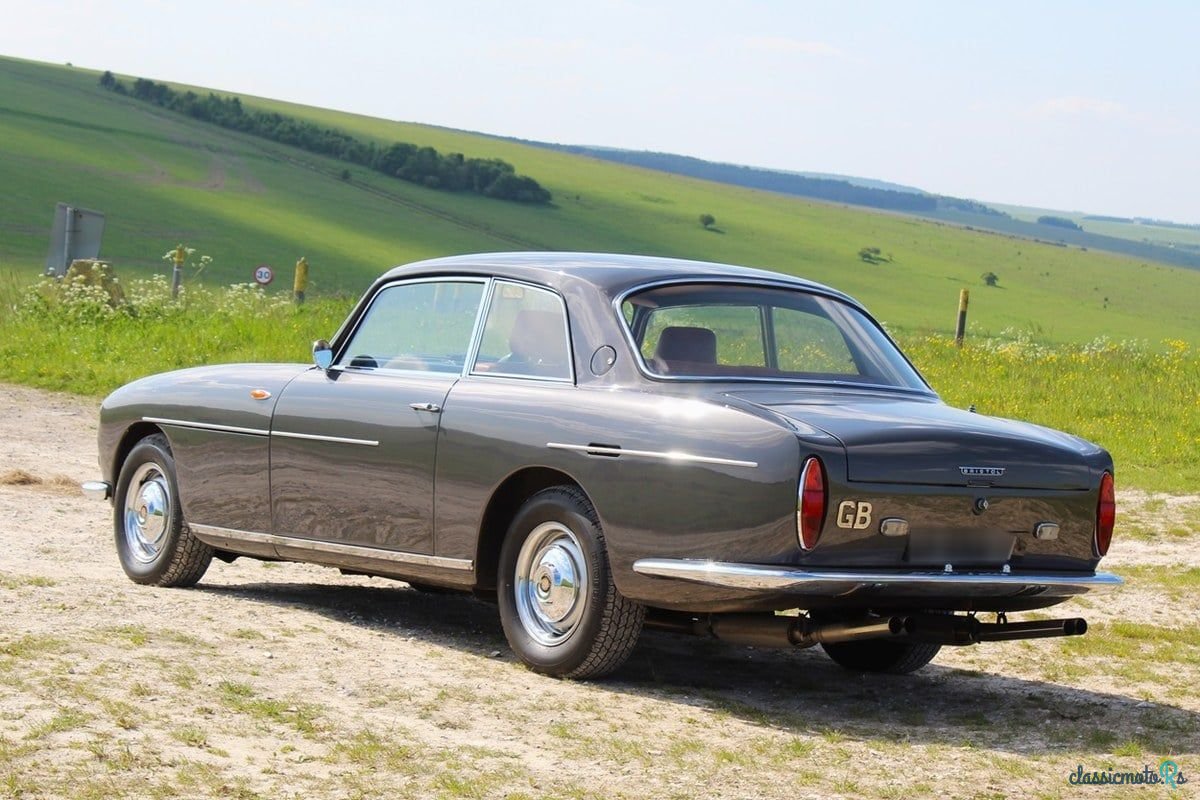 1970' Bristol 411 photo #5