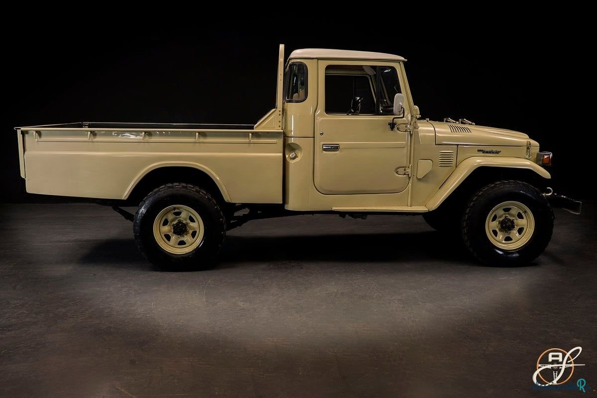 1980' Toyota Land Cruiser photo #6