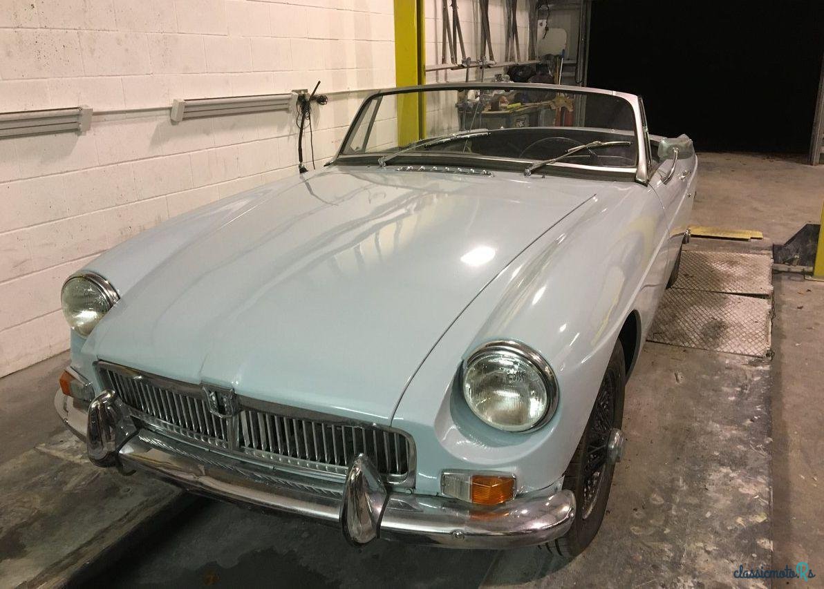 1968' MG Roadster photo #3