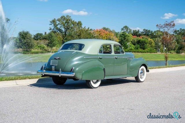 1940' Buick Roadmaster photo #5