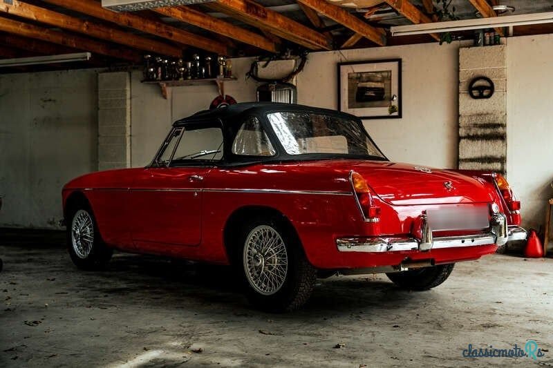 1967' MG MGB photo #4
