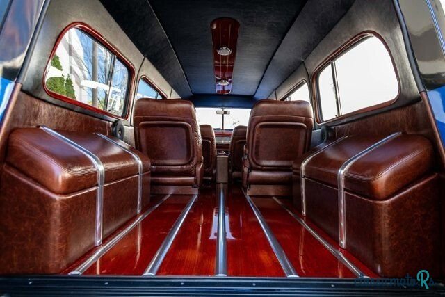 1951' Chevrolet Suburban photo #5