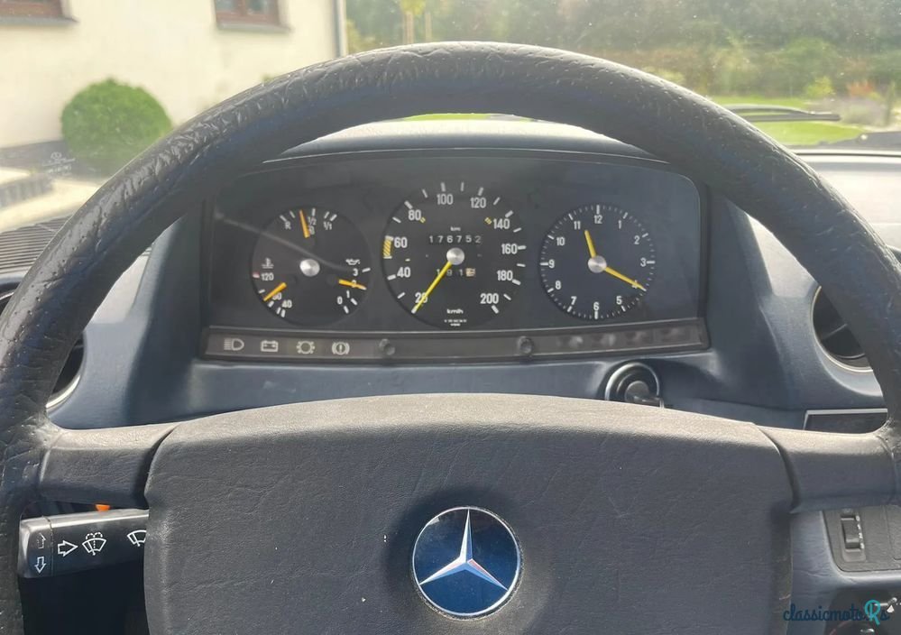 1980' Mercedes-Benz W123 photo #6