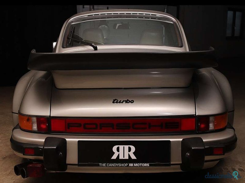1980' Porsche 911 photo #3
