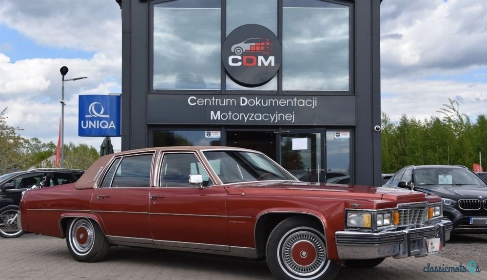 1977' Cadillac Fleetwood photo #1