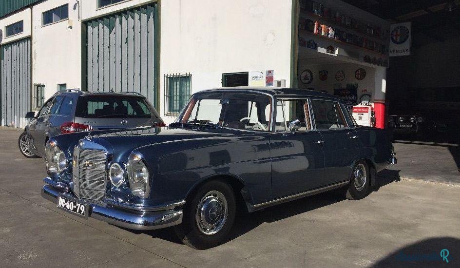 1965' Mercedes-Benz 230 photo #1