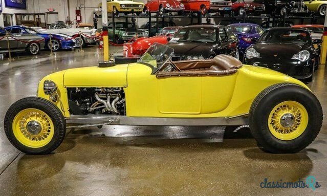 1927' Ford photo #3