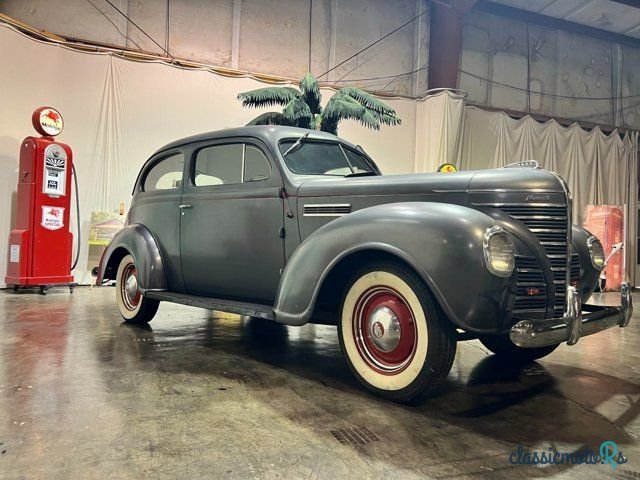 1939' Plymouth Road King photo #3