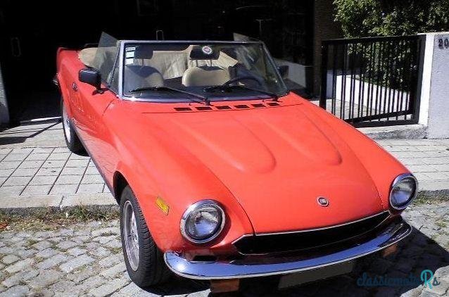 1980' Fiat 124 Spider photo #2