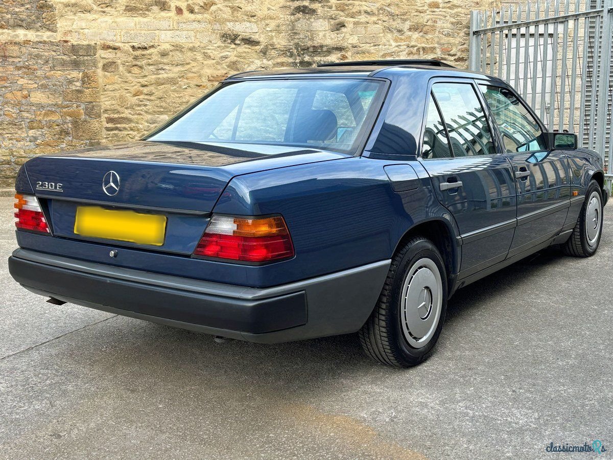 1989' Mercedes-Benz E Class photo #4