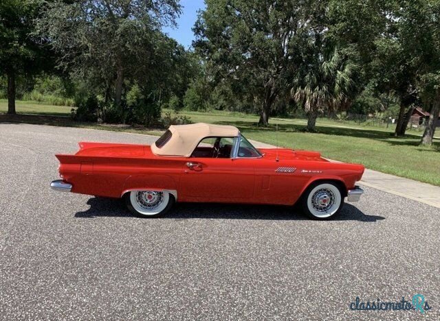 1957' Ford Thunderbird photo #4