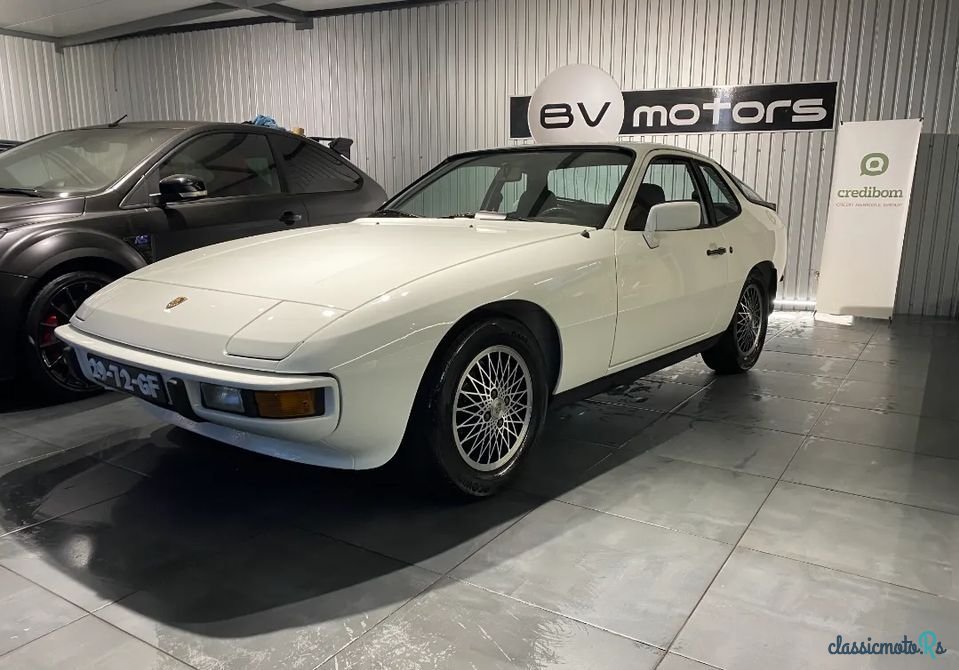 1980' Porsche 924 photo #1