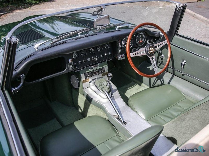 1962' Jaguar E-Type Series I Roadster photo #4