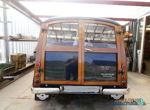 1970' Morris 1000 Traveller photo #3