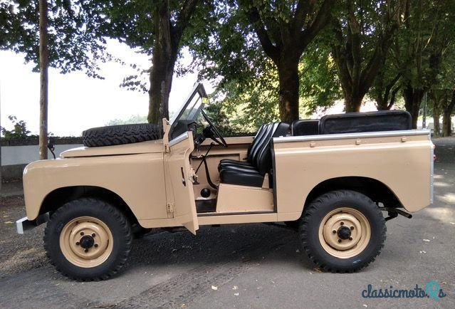 1977' Land Rover Serie III photo #5