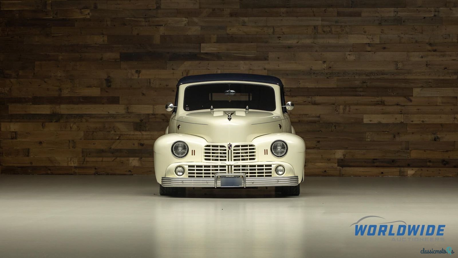 1946' Lincoln Zephyr photo #3