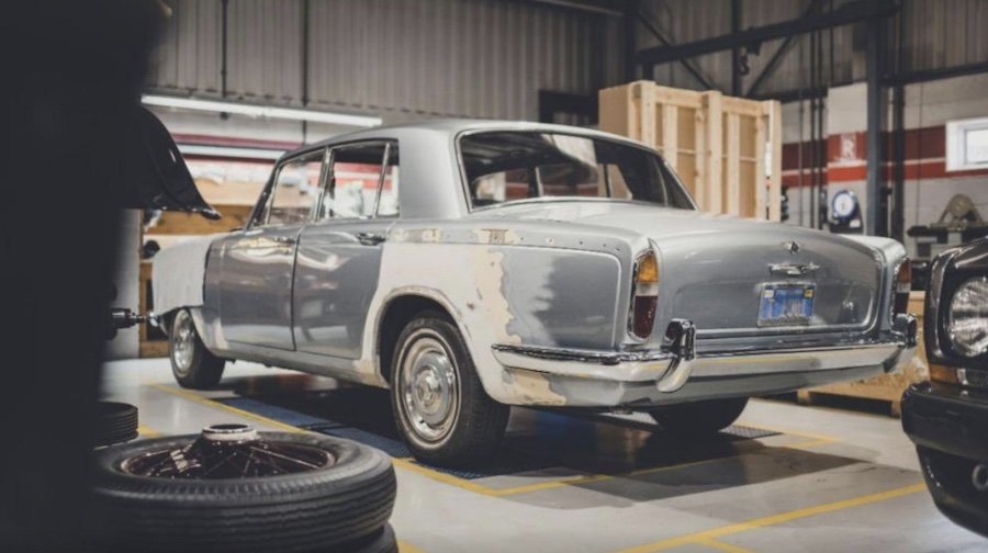 O primeiro dos Bentley T-Series acaba de iniciar o processo de restauro