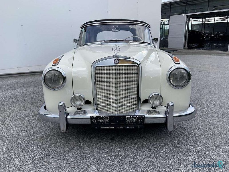 1957' Mercedes-Benz 220S Ponton photo #3