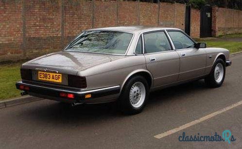 1988' Jaguar XJ6 photo #1