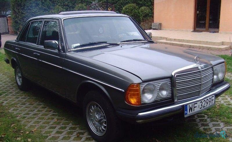 1980' Mercedes-Benz W123 photo #2