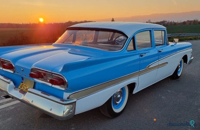 1958' Ford Fairlane photo #3