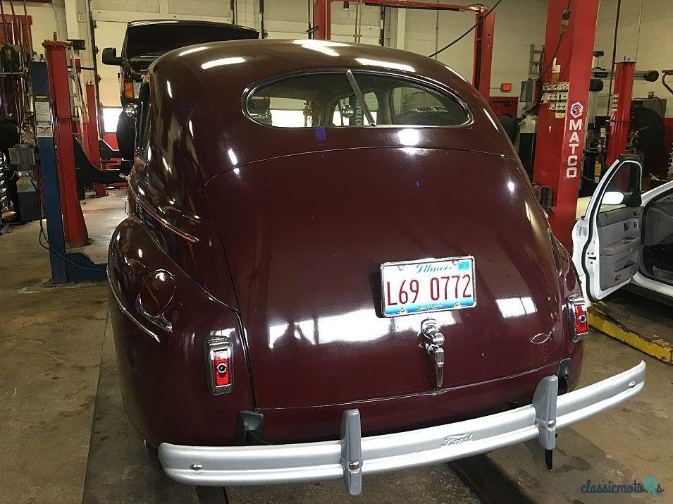 1941' Ford Super Deluxe photo #6