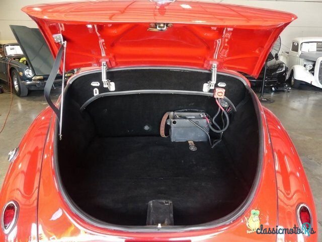 1939' Ford Deluxe photo #4