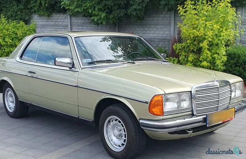 1980' Mercedes-Benz W123 photo #1