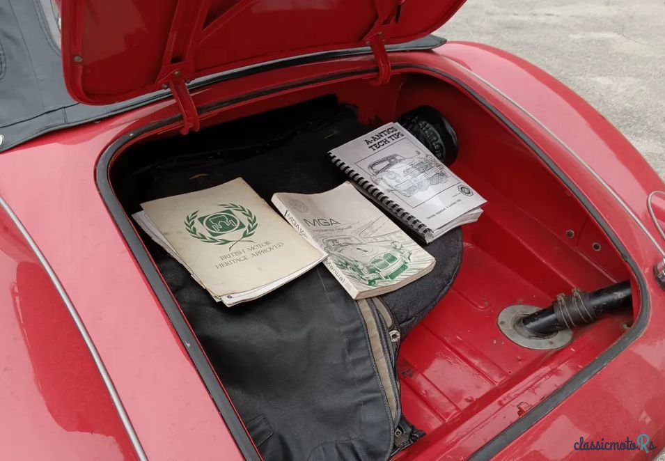 1960' MG MGA photo #3