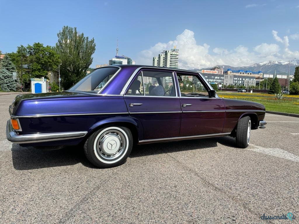 1974' Mercedes-Benz 280E photo #3