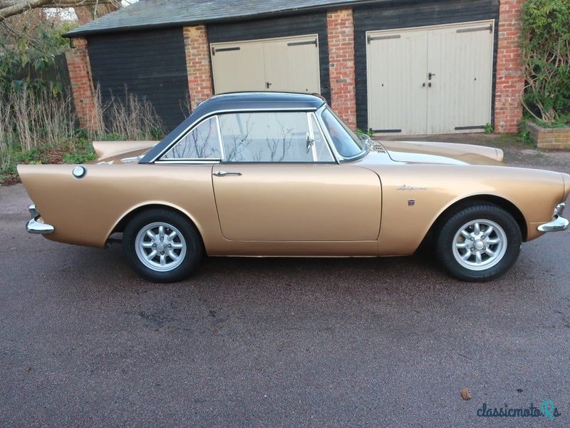 1963' Sunbeam Alpine photo #2