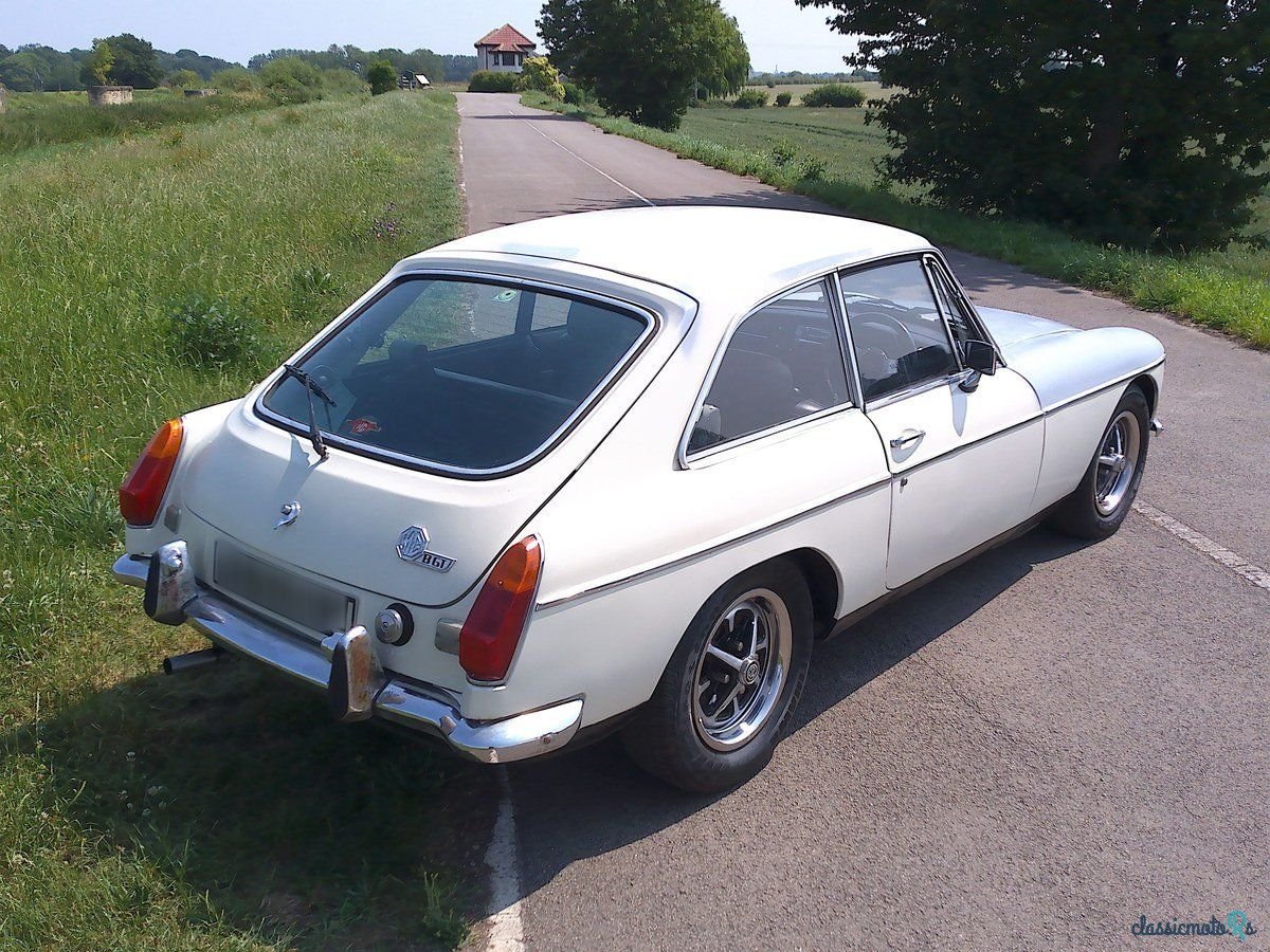 1971' MG MGB photo #4