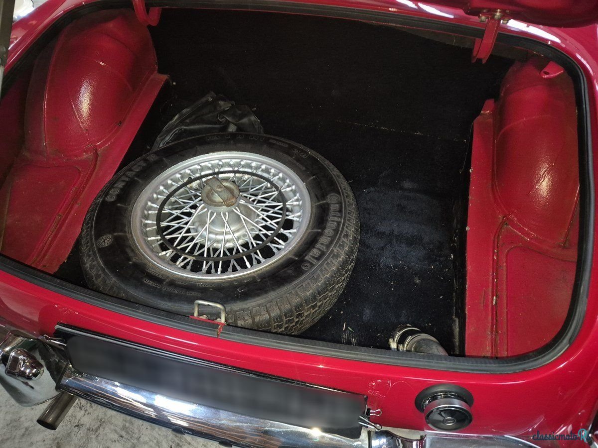 1967' MG MGB photo #5