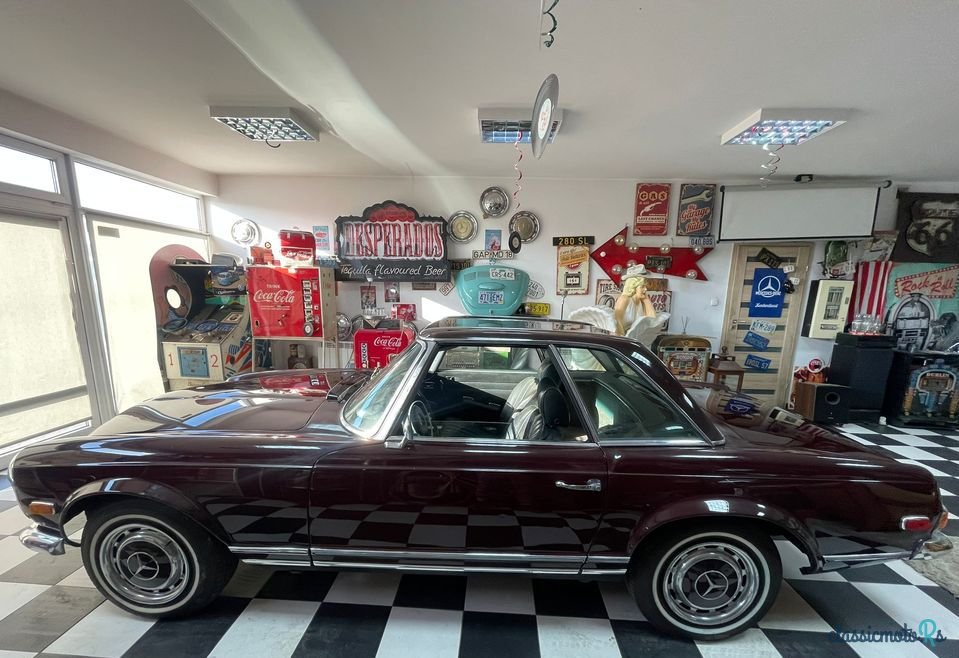 1969' Mercedes-Benz 280 SL Pagoda photo #5