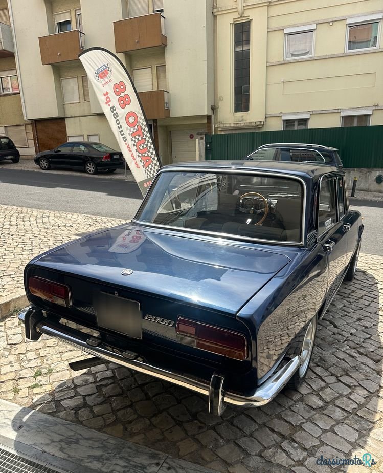 1977' Alfa Romeo 2000 photo #6