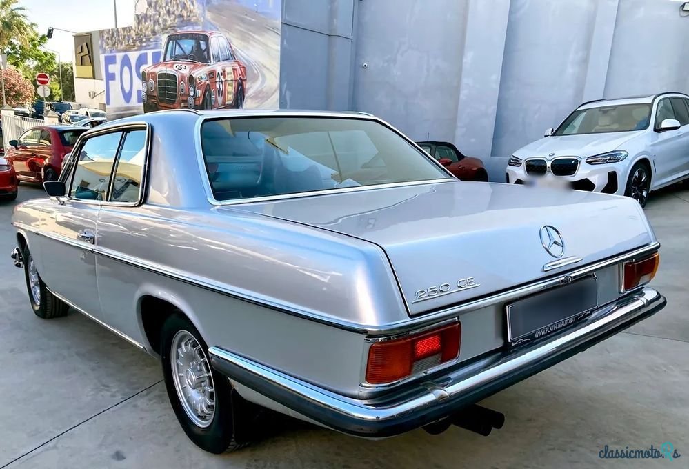 1971' Mercedes-Benz 250 photo #6