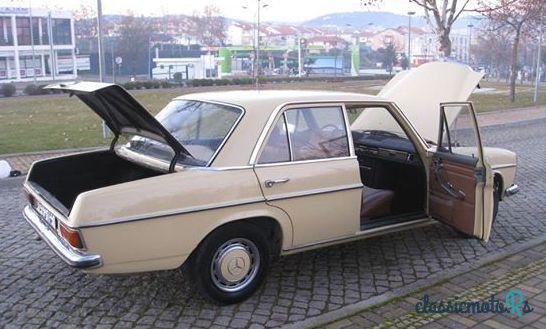 1970' Mercedes-Benz 200 photo #4