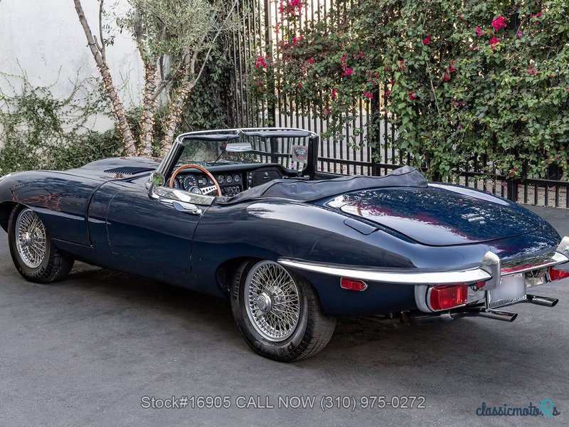 1970' Jaguar photo #4