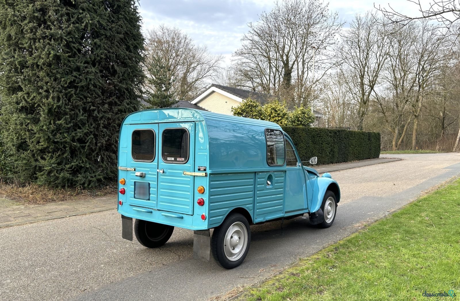 1973' Citroen 2CV AZu photo #2