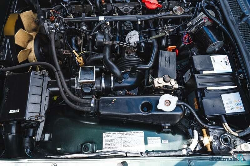 1987' Daimler Six photo #3