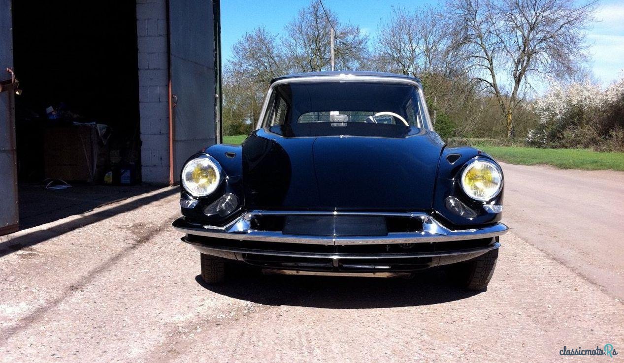 1958' Citroen DS photo #5