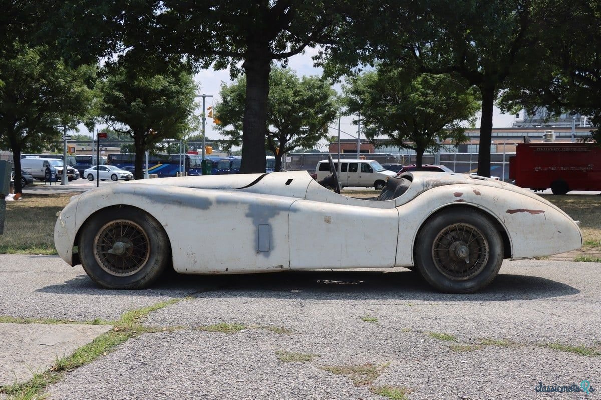 1953' Jaguar Xk120 photo #3